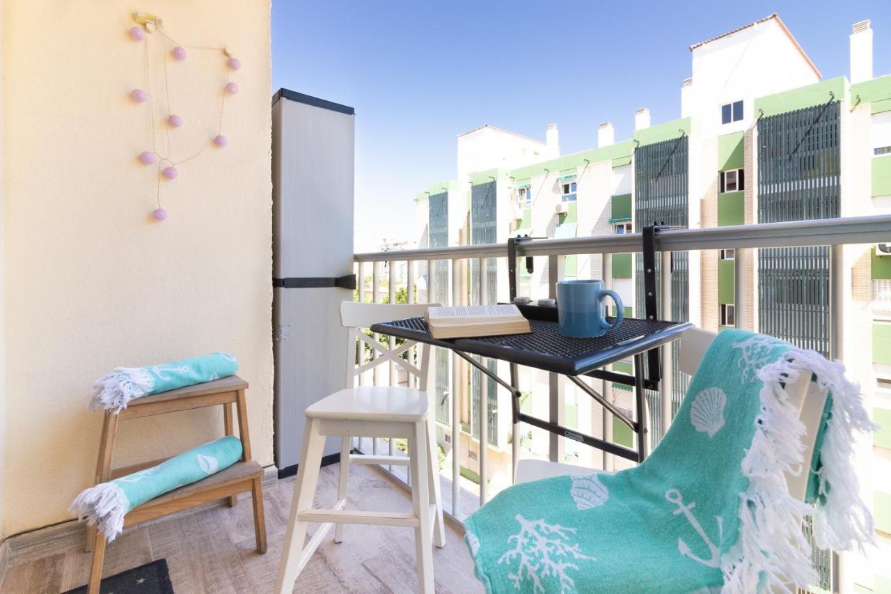 Sea & Wave Mendoza Apartment マラガ エクステリア 写真